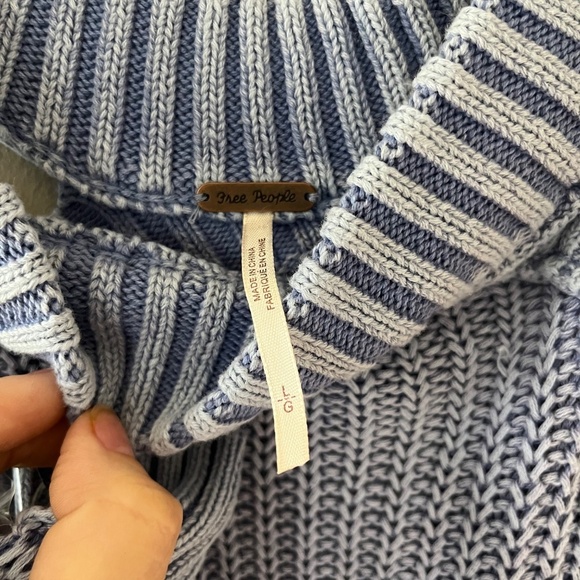 Free People Off Shoulder Cutout Pullover Chunky Knit Top Stretch Sweater, Size L - Picture 5 of 12